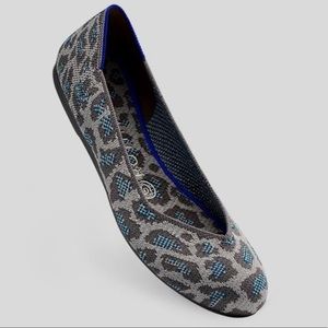 Retired Grey Spotted Rothy’s Flats